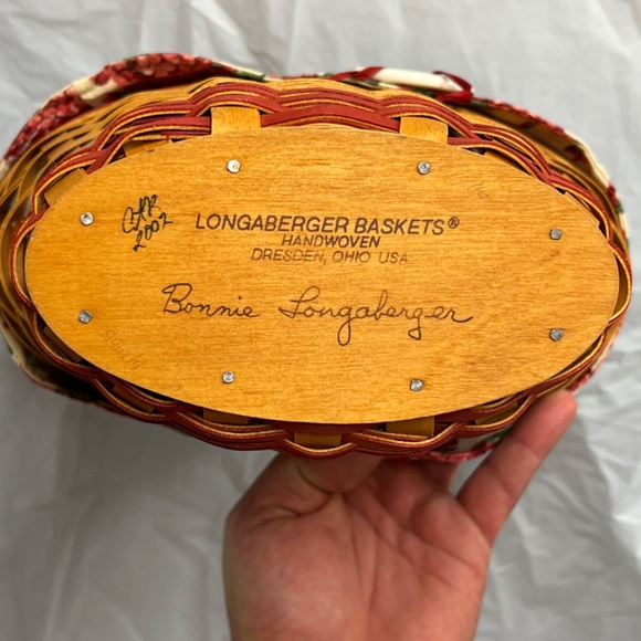 Longaberger May Geranium Basket 2002 - Picture 4 of 5